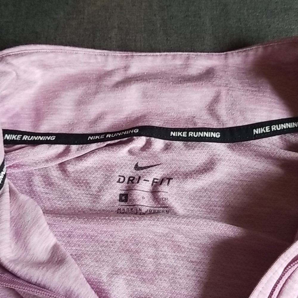 Nike dri-fit jacket - Picture 2 of 3